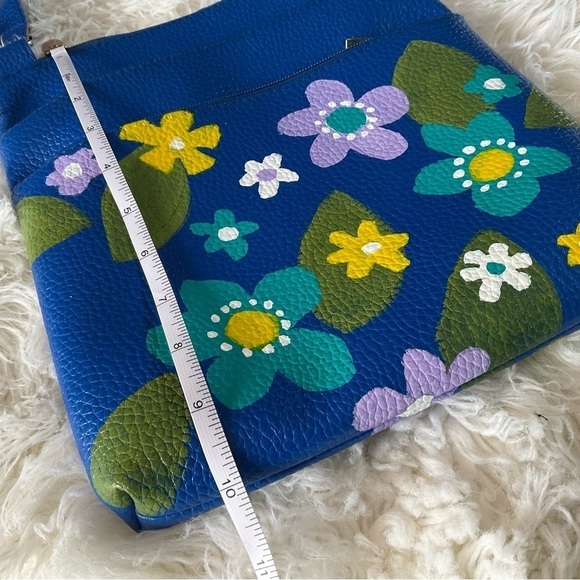 Hand Painted Blue 60’s Inspired Flower Purse or Crossbody Faux Leather Bag, - Picture 5 of 5